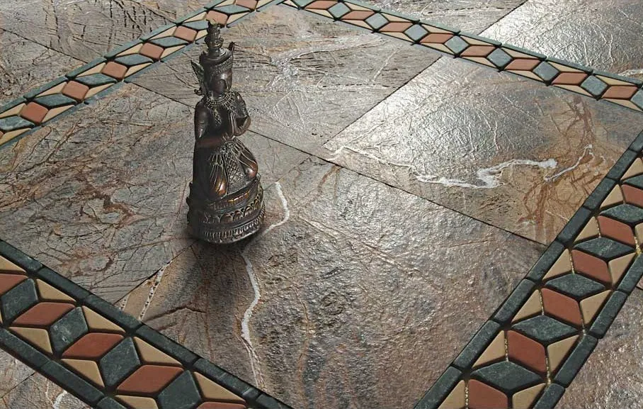 Forest Green Antique Finish Old Floors — photo 2